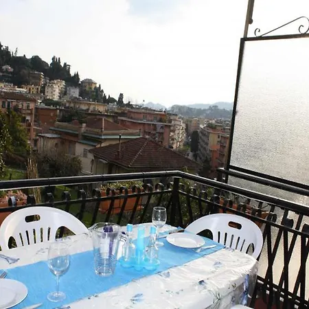 Mandorlo Apartment *